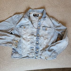Woman's Juniors size Med vintage Ralph Lauren lightwash Jean jacket